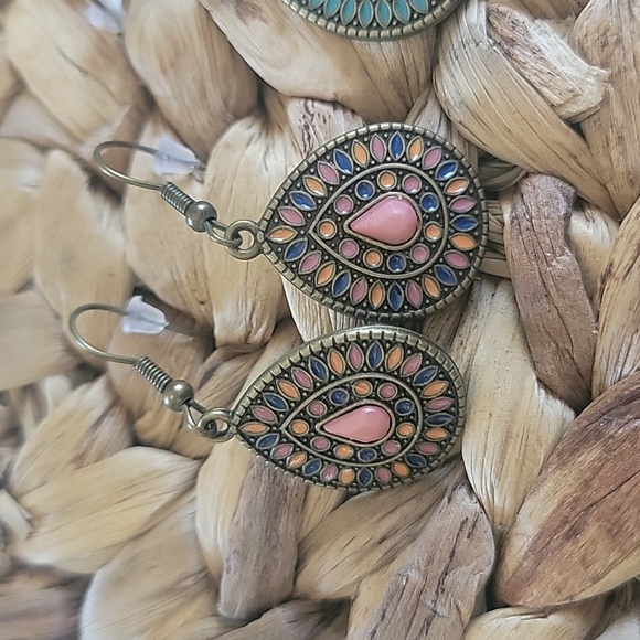 Earrings new 3 set for $20 - Picture 2 of 4